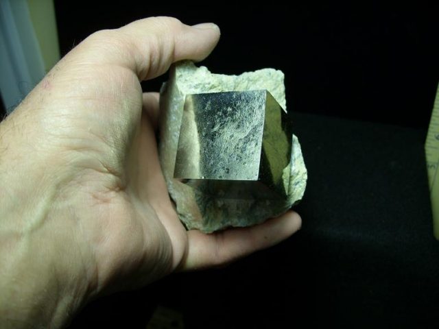 Beautiful Natural Pyrite Cube (121819d) - Image 2