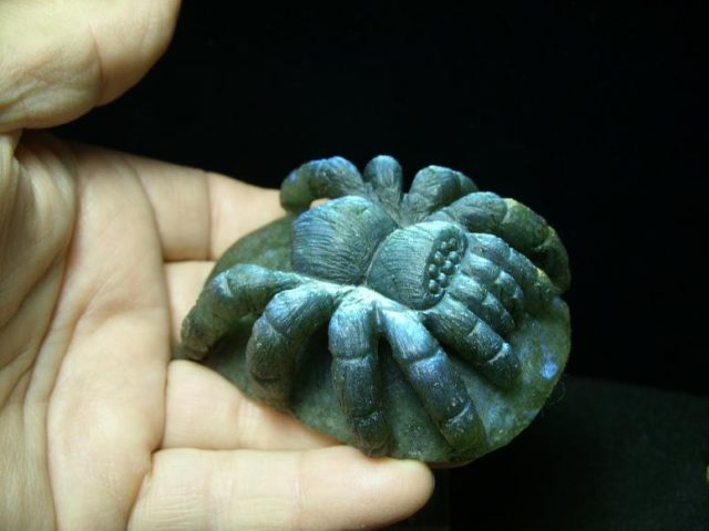 Labradorite Tarantula Spider Carving(040820e) - Image 2