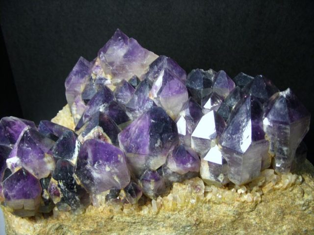 Large Natural Amethyst Crystals on Original rock base (043120c) - Image 4