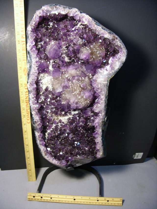 Large Natural Amethyst Crystal Display Piece  (043120e)