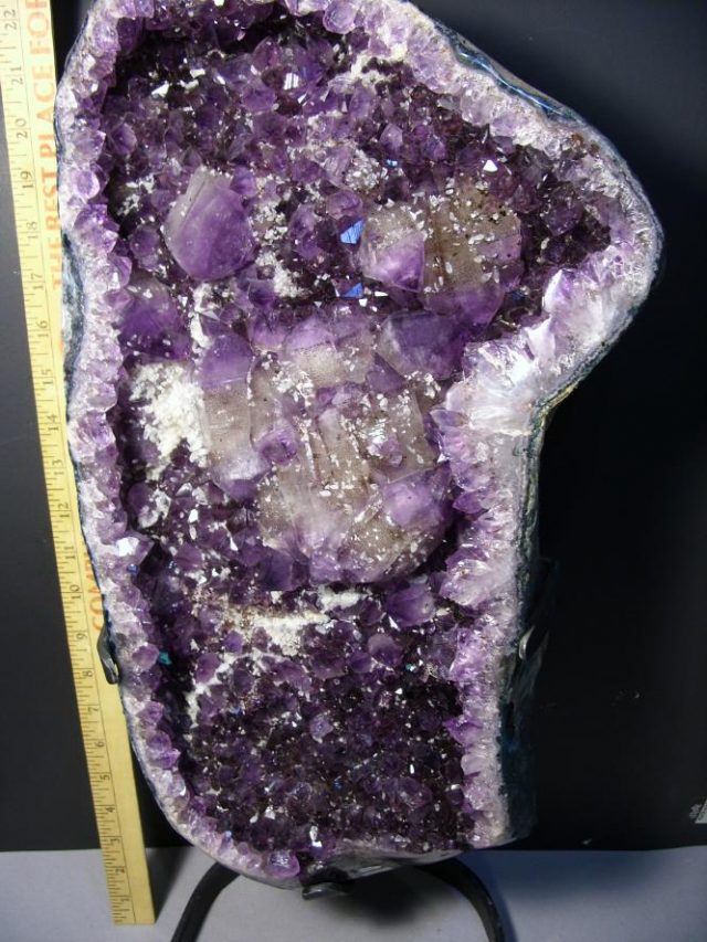 Large Natural Amethyst Crystal Display Piece  (043120e) - Image 2