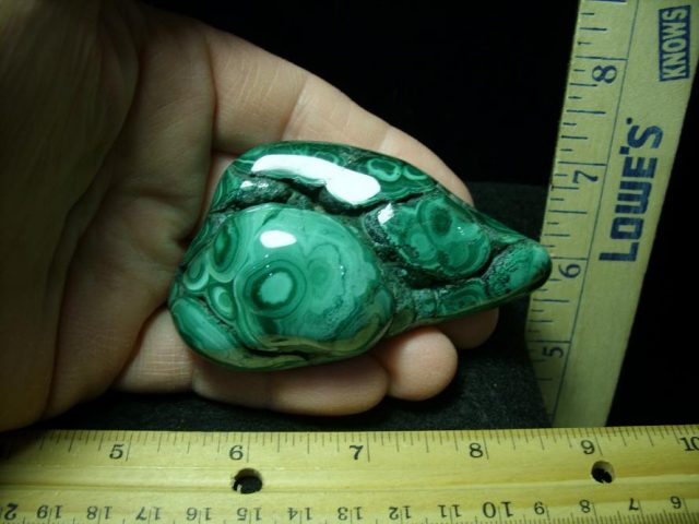 Malachite  Specimen  (051320n)