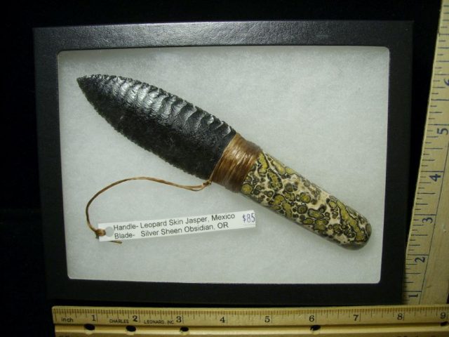 Stone Knapped Knife (070820g)