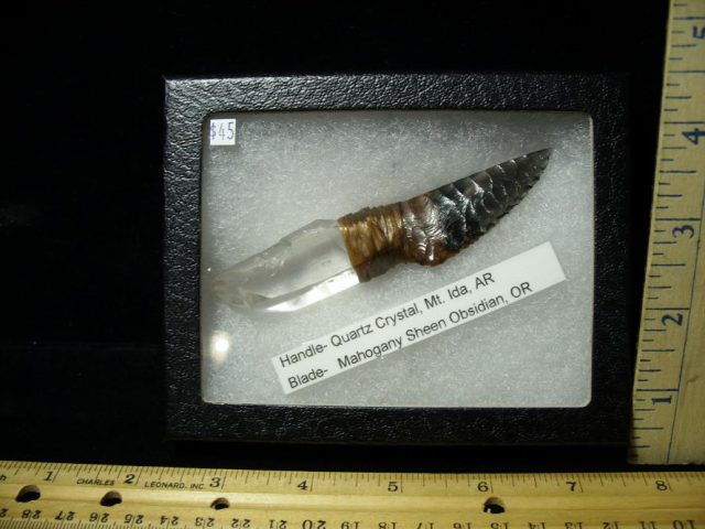 Stone Knapped Knife (080820h)