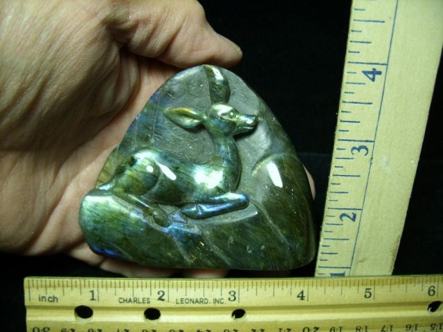 Labradorite  Deer Carving (010520c) - Image 2