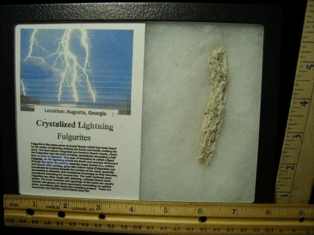 Fulgurite (Crystalized Lightning) (030421c)