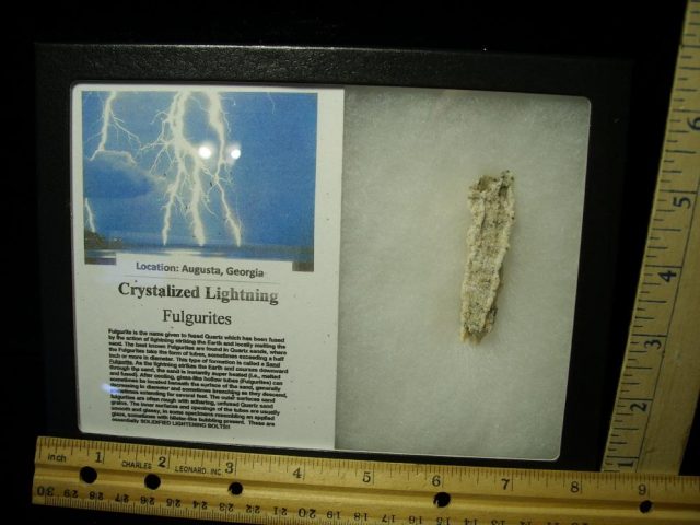 Fulgurite (Crystalized Lightning) (030421h)