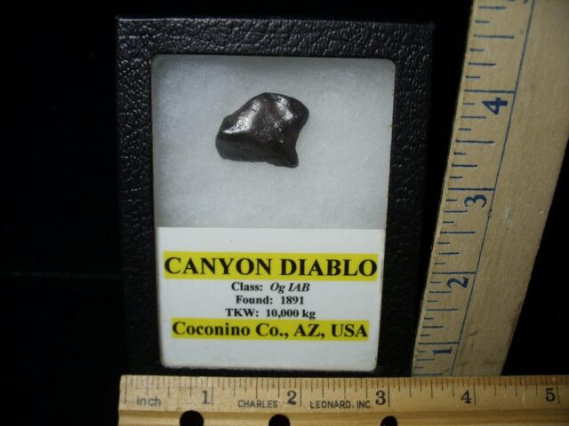 Canyon Diablo Meteorite  (113021d) - Image 2