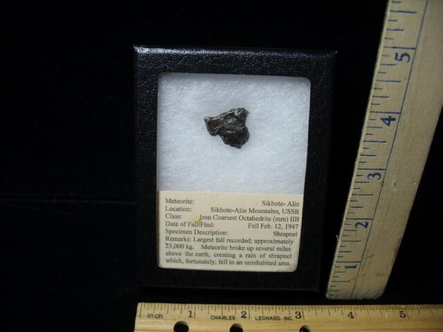 Authentic Meteorite “Sikhote Alin” (022822e)