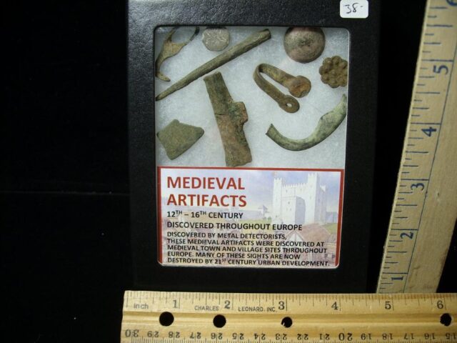Medieval Artifacts Collection (040122k)
