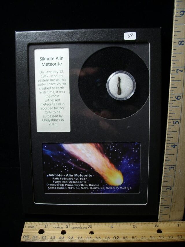 Authentic Meteorite “Sikhote Alin” (041622g)